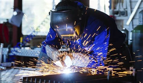 what is steel fabrication meaning